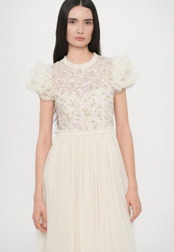 Длинное платье