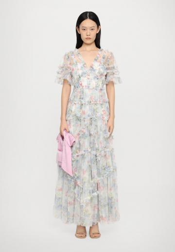 Летнее платье