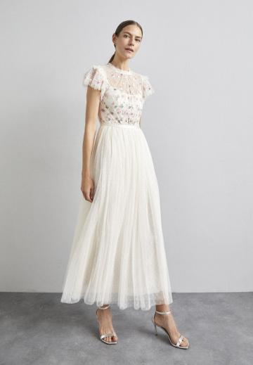 Летнее платье