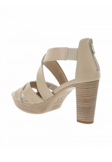 Босоножки на платформе