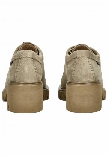 Туфли на шнуровке