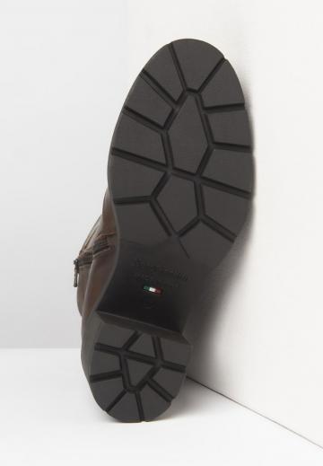 Полусапожки на высоком каблуке