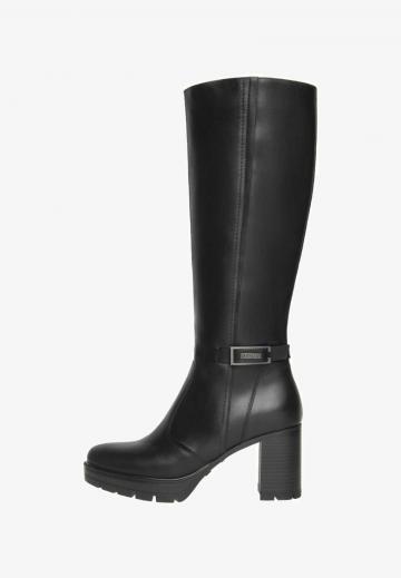 Сапоги на платформе