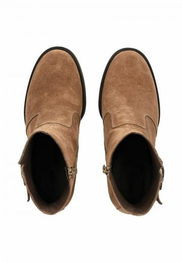 Полусапожки на высоком каблуке