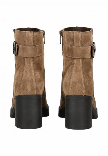 Полусапожки на высоком каблуке