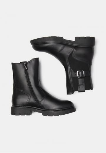 Ковбойские сапожки