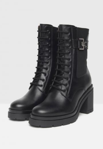 Полусапожки на высоком каблуке