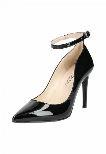 Туфли с ремешком