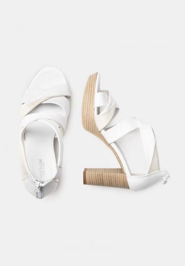 Босоножки на платформе