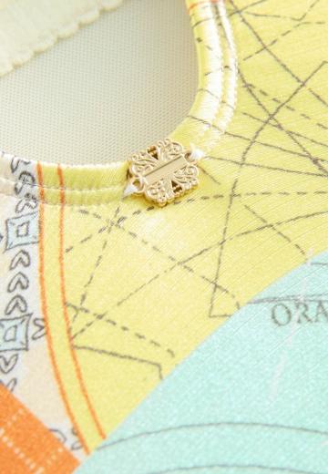 Слитный купальник