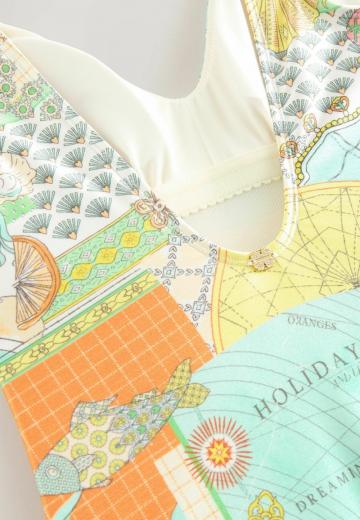 Слитный купальник