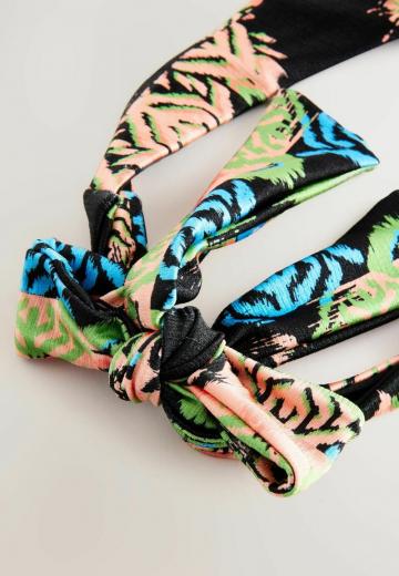 Слитный купальник