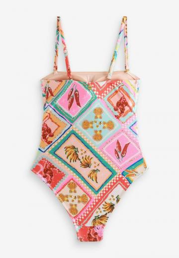 Слитный купальник