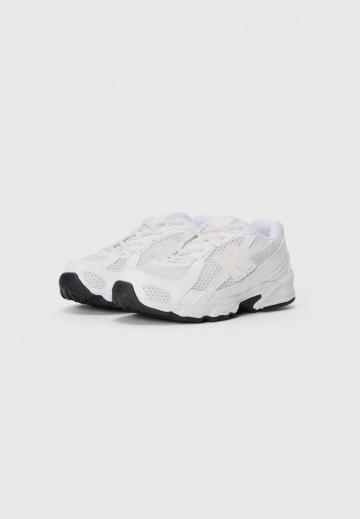 Детская обувь