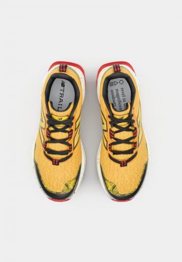 Беговые кроссовки