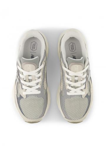 Беговые кроссовки