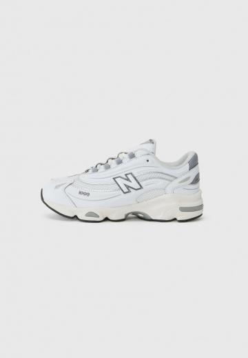 Детская обувь