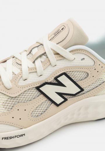 Беговые кроссовки