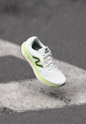 Беговые кроссовки