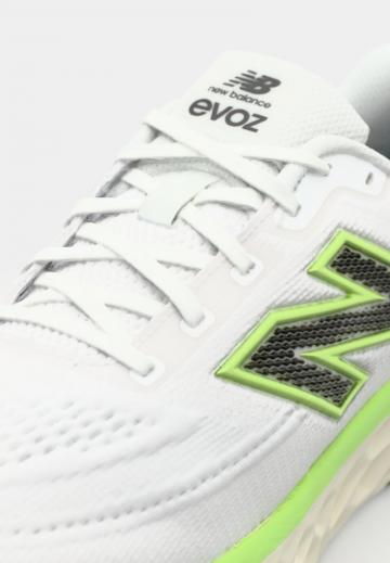 Беговые кроссовки