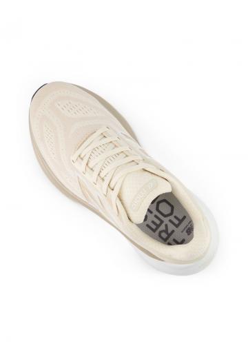 Беговые кроссовки