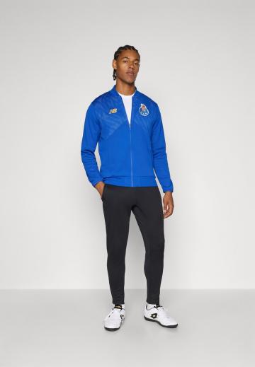 Спортивная кофта