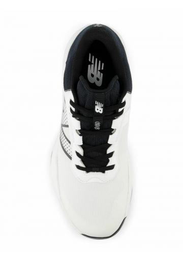 Теннисные кроссовки