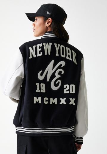 Куртка бомбер