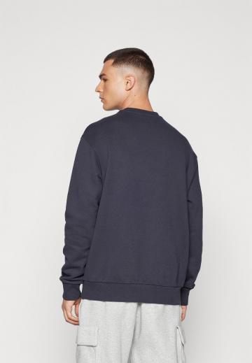 Спортивная кофта