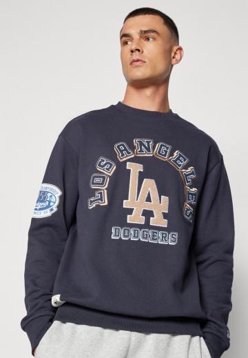 Спортивная кофта