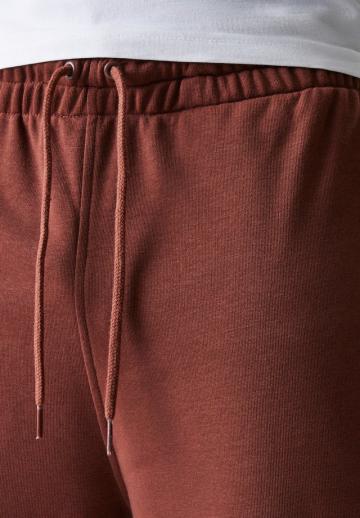 Спортивные штаны