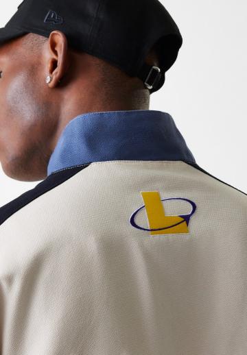 Спортивная куртка