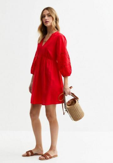 Короткое платье