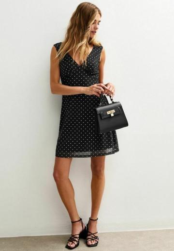 Короткое платье