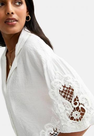 Кружевная блузка