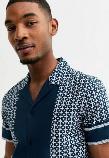 Рубашка с коротким рукавом