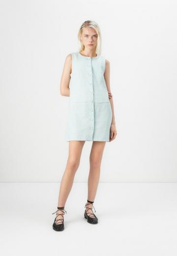 Короткое платье