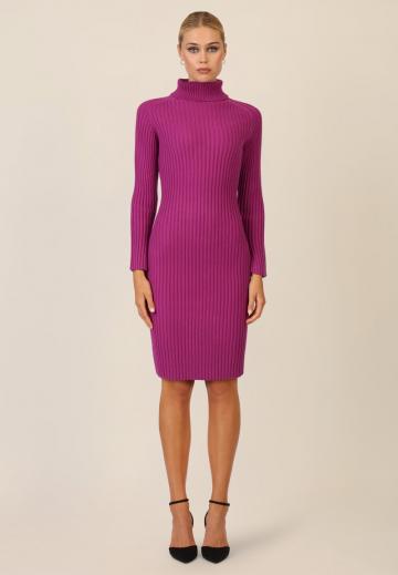 Платье футляр