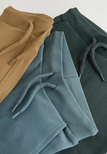 Спортивные штаны