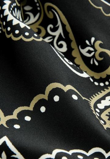 Слитный купальник