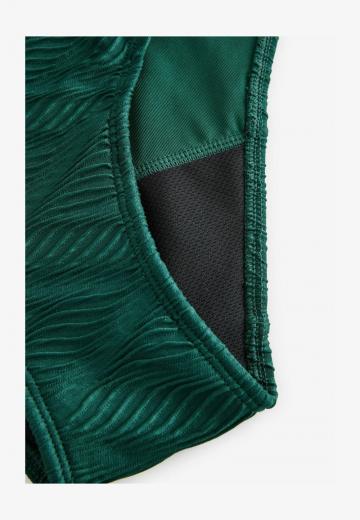 Слитный купальник