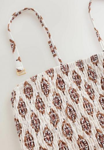 Слитный купальник