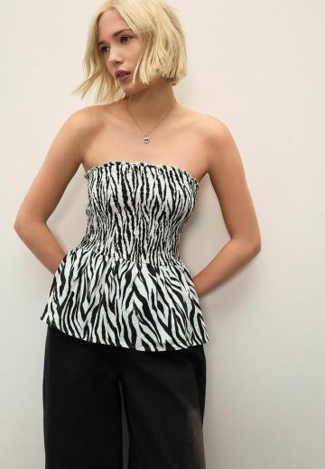 Топ без бретелек