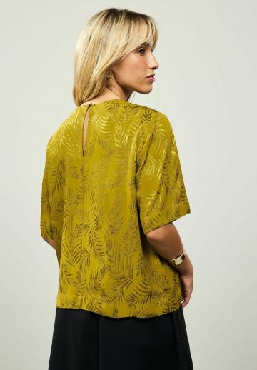 Атласная блузка