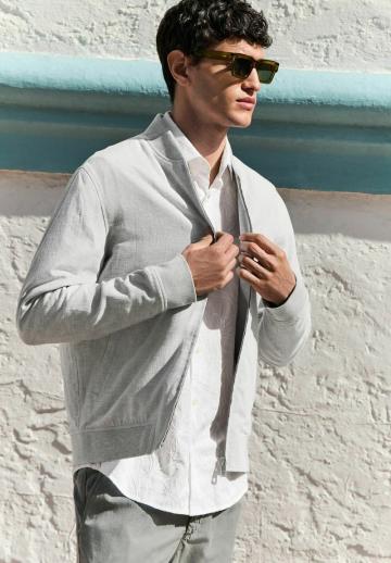 Куртка бомбер