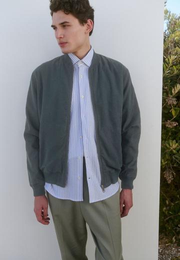 Куртка бомбер