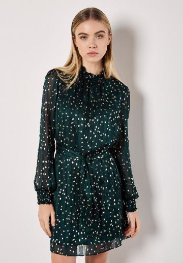 Короткое платье