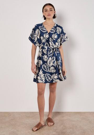 Короткое платье