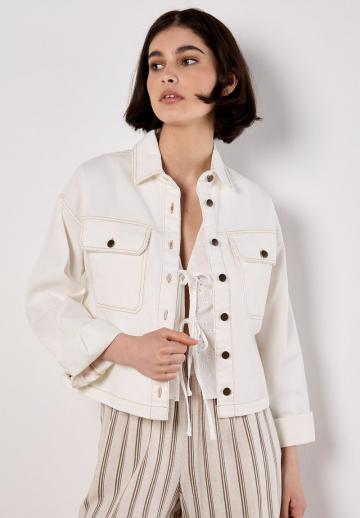 Джинсовая куртка