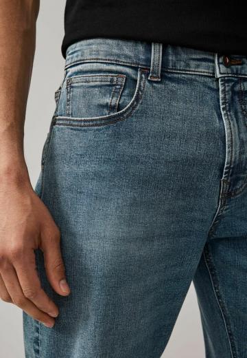 Джинсы